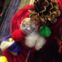 毛糸のクリスマスリースを作ろうレポート