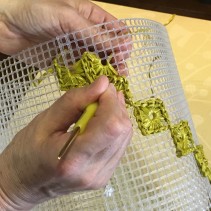 キットNo.185 ネット編み付けのスクエア模様のカゴバック