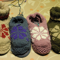 編み込みルームシューズ、バッグ、アフガンハンドウォーマー